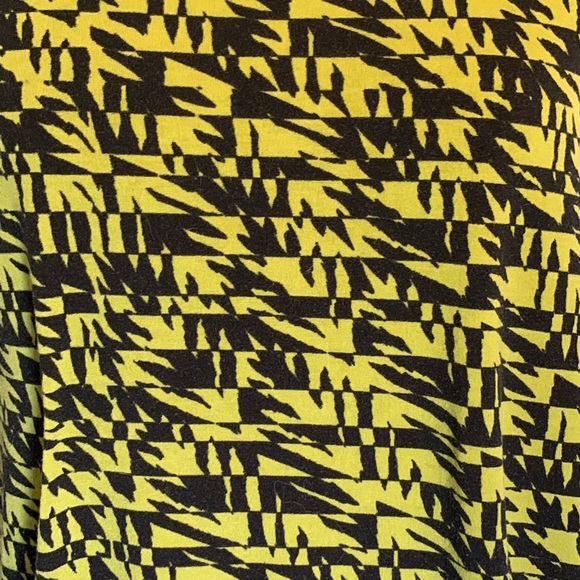 LULAROE IRMA - Picture 2 of 2